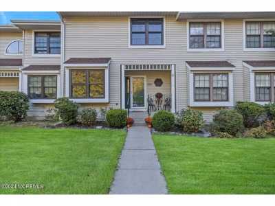 Home For Sale in Toms River, New Jersey