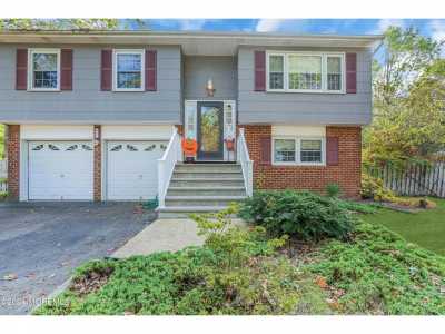 Home For Sale in Bayville, New Jersey