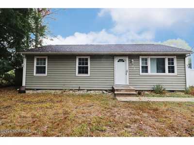 Home For Sale in Waretown, New Jersey