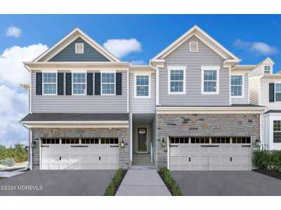 Home For Sale in Wall, New Jersey