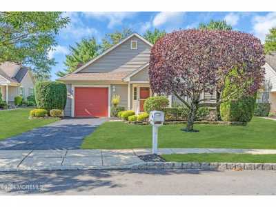 Home For Sale in Toms River, New Jersey