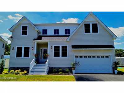 Home For Sale in Island Heights, New Jersey