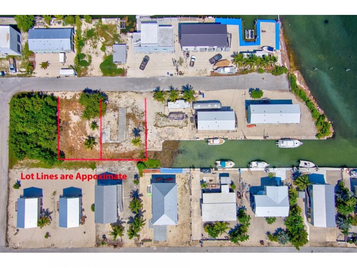 Picture of Residential Land For Sale in Big Pine Key, Florida, United States