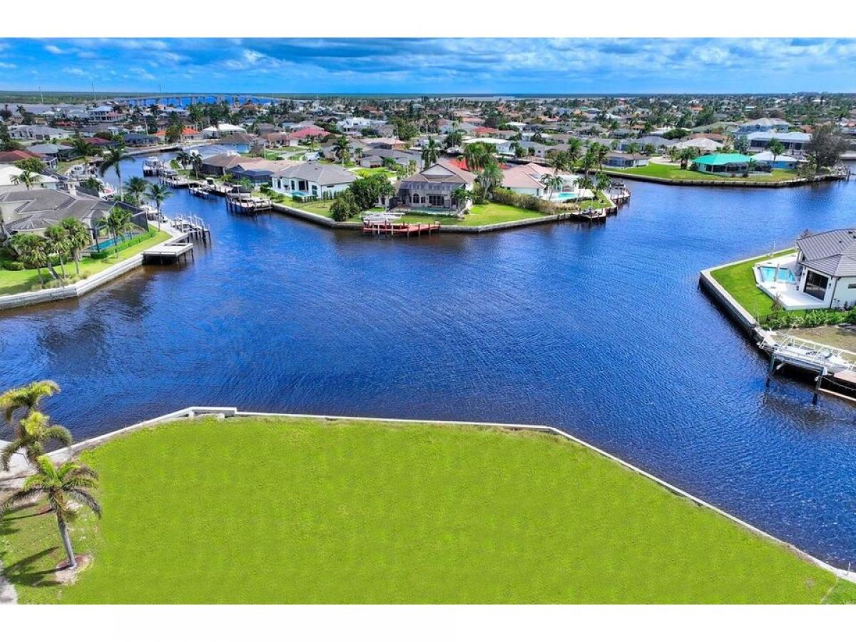 Picture of Residential Land For Sale in Marco Island, Florida, United States