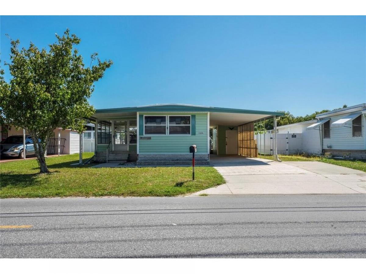 Picture of Home For Sale in Holiday, Florida, United States