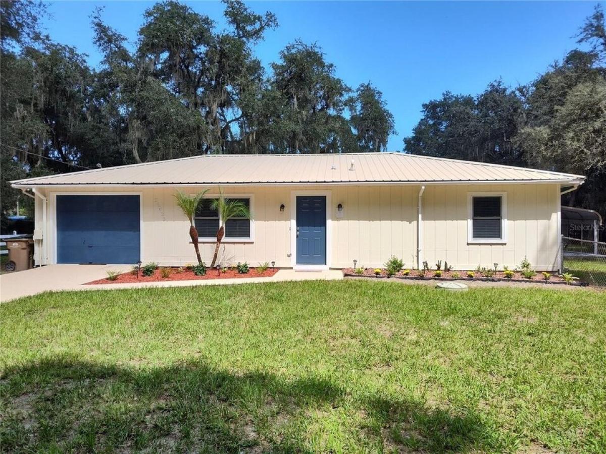 Picture of Home For Sale in Astor, Florida, United States