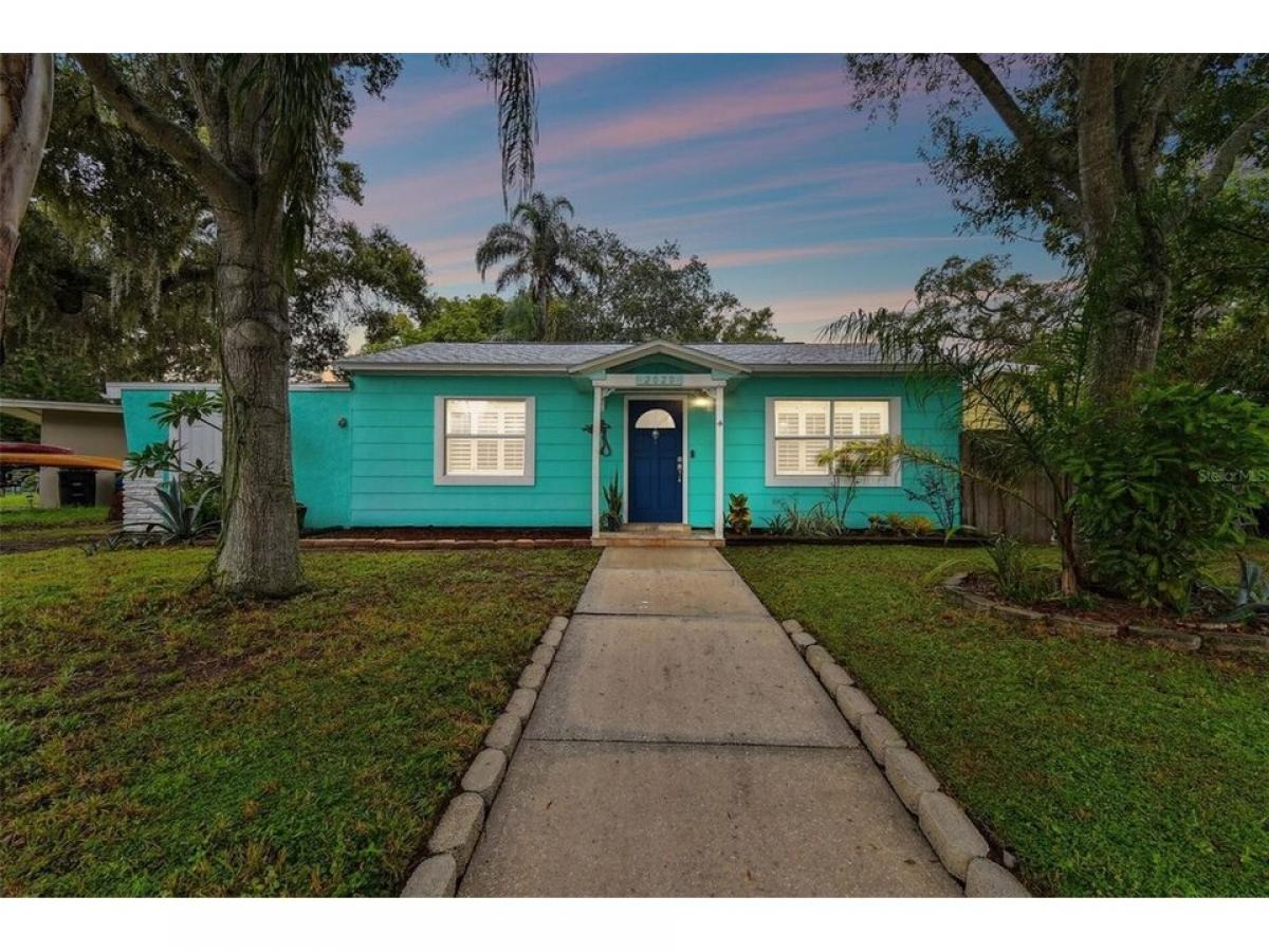 Picture of Home For Sale in Clearwater, Florida, United States