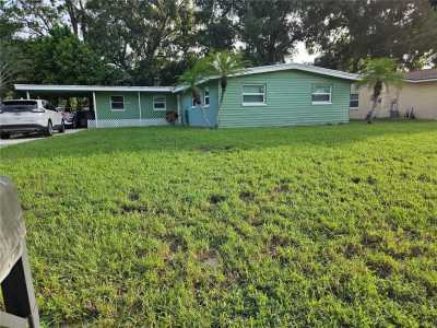 Home For Sale in Winter Haven, Florida