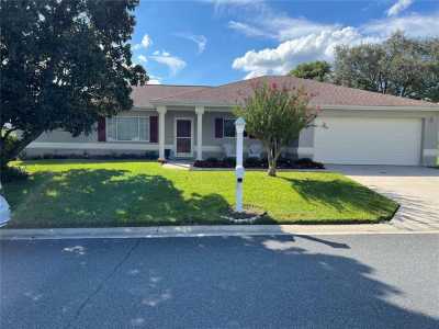 Home For Sale in Summerfield, Florida