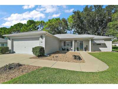 Home For Sale in Summerfield, Florida