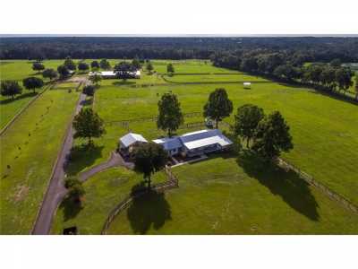 Home For Sale in Reddick, Florida