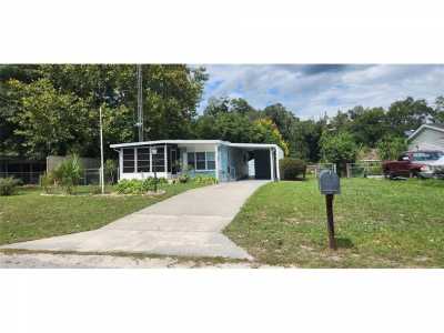 Home For Sale in Citra, Florida