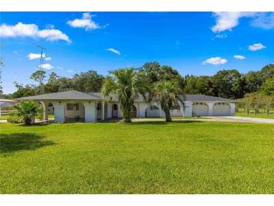 Home For Sale in Summerfield, Florida