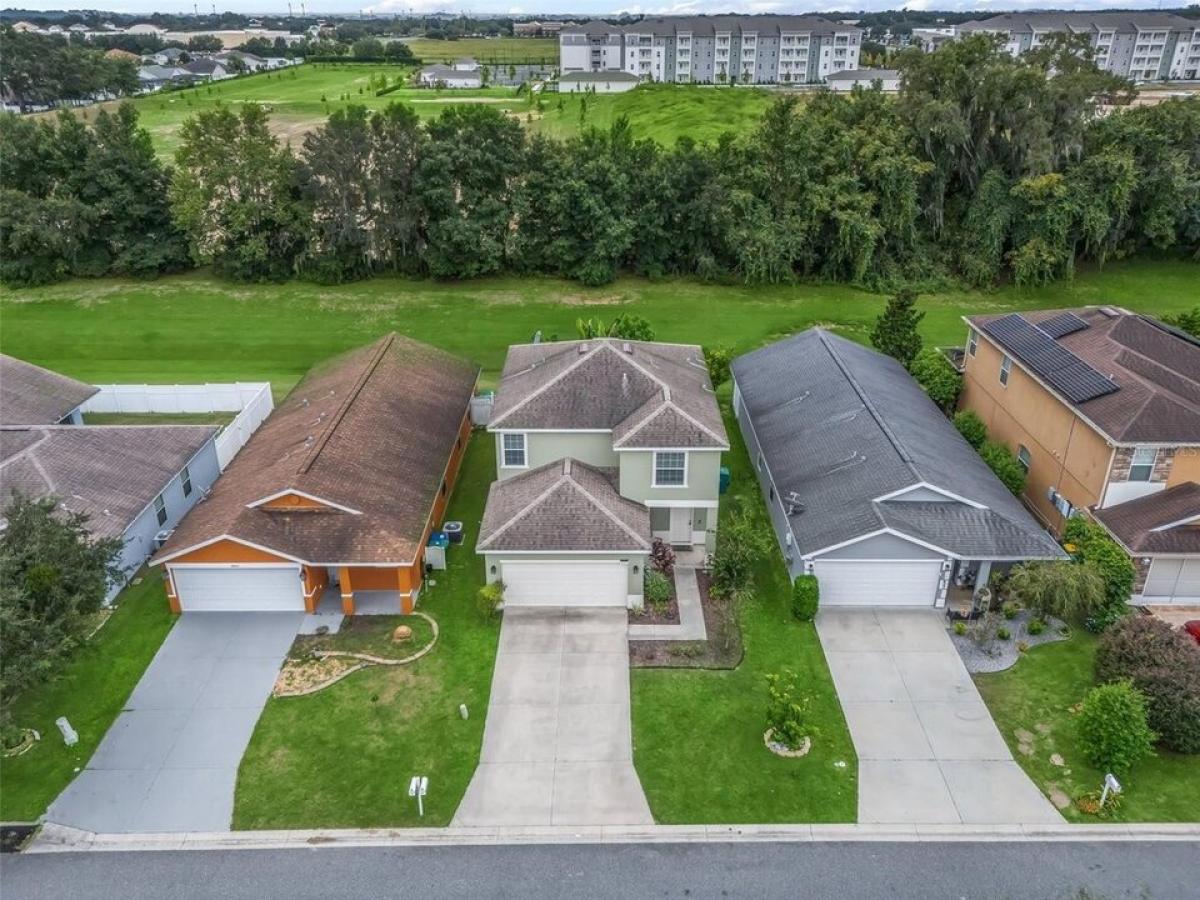 Picture of Home For Sale in Oxford, Florida, United States