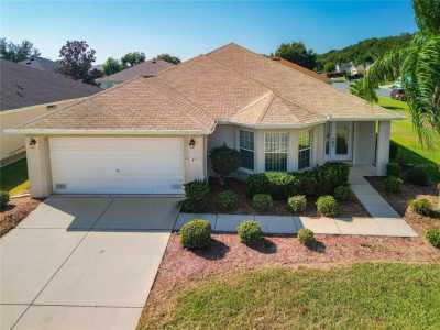 Home For Sale in Summerfield, Florida