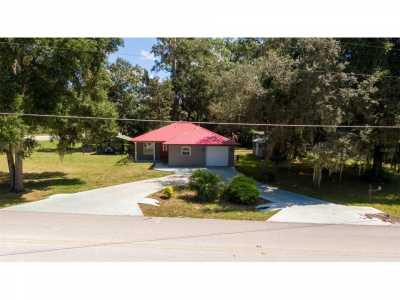 Home For Sale in Silver Springs, Florida