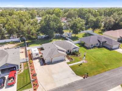 Home For Sale in Summerfield, Florida