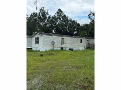 Home For Sale in Bronson, Florida