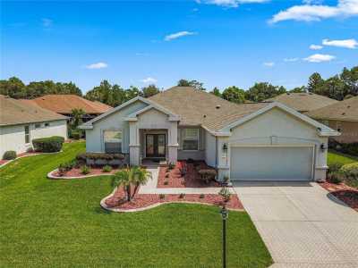 Home For Sale in Summerfield, Florida