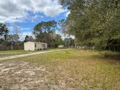 Home For Sale in Ocklawaha, Florida