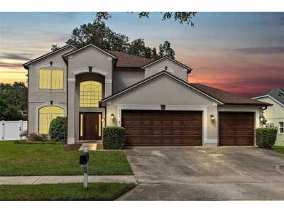 Home For Sale in Casselberry, Florida