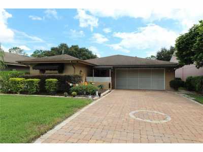 Home For Sale in Winter Haven, Florida