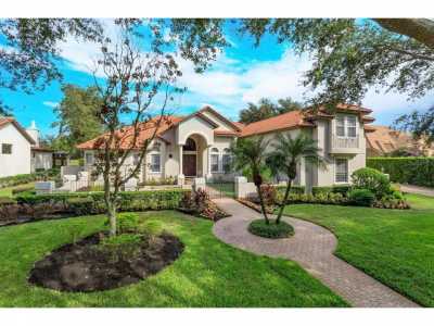 Home For Sale in Windermere, Florida