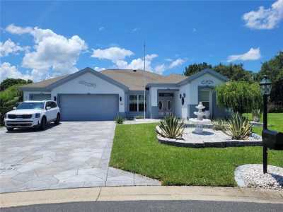 Home For Sale in Summerfield, Florida