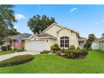 Home For Sale in Winter Springs, Florida