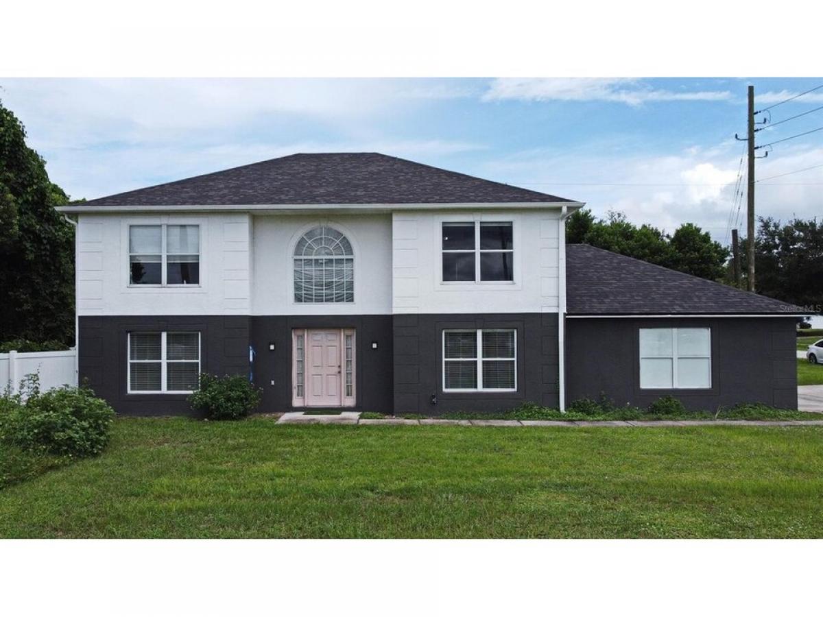 Picture of Home For Sale in Deltona, Florida, United States