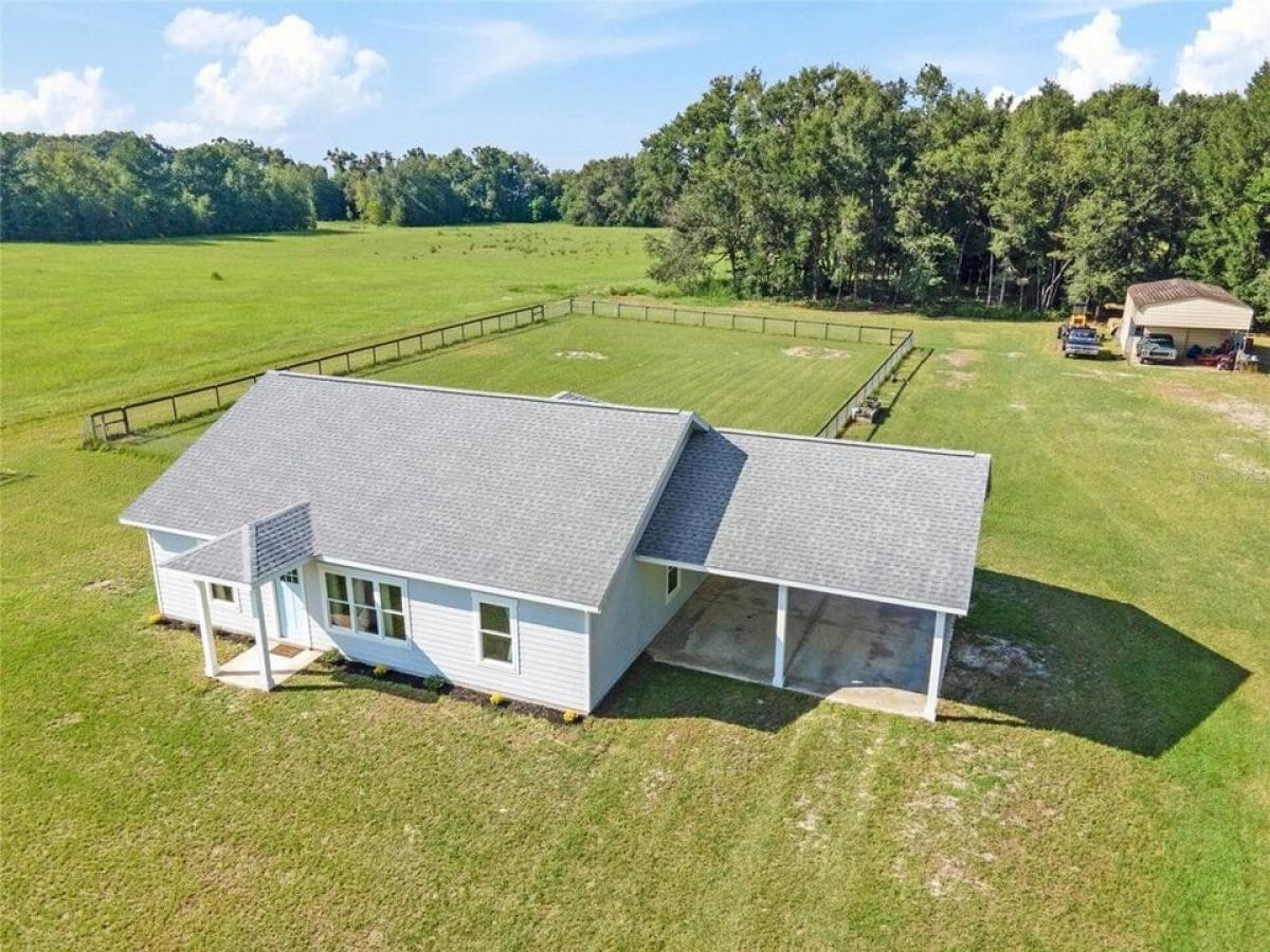 Picture of Home For Sale in Newberry, Florida, United States