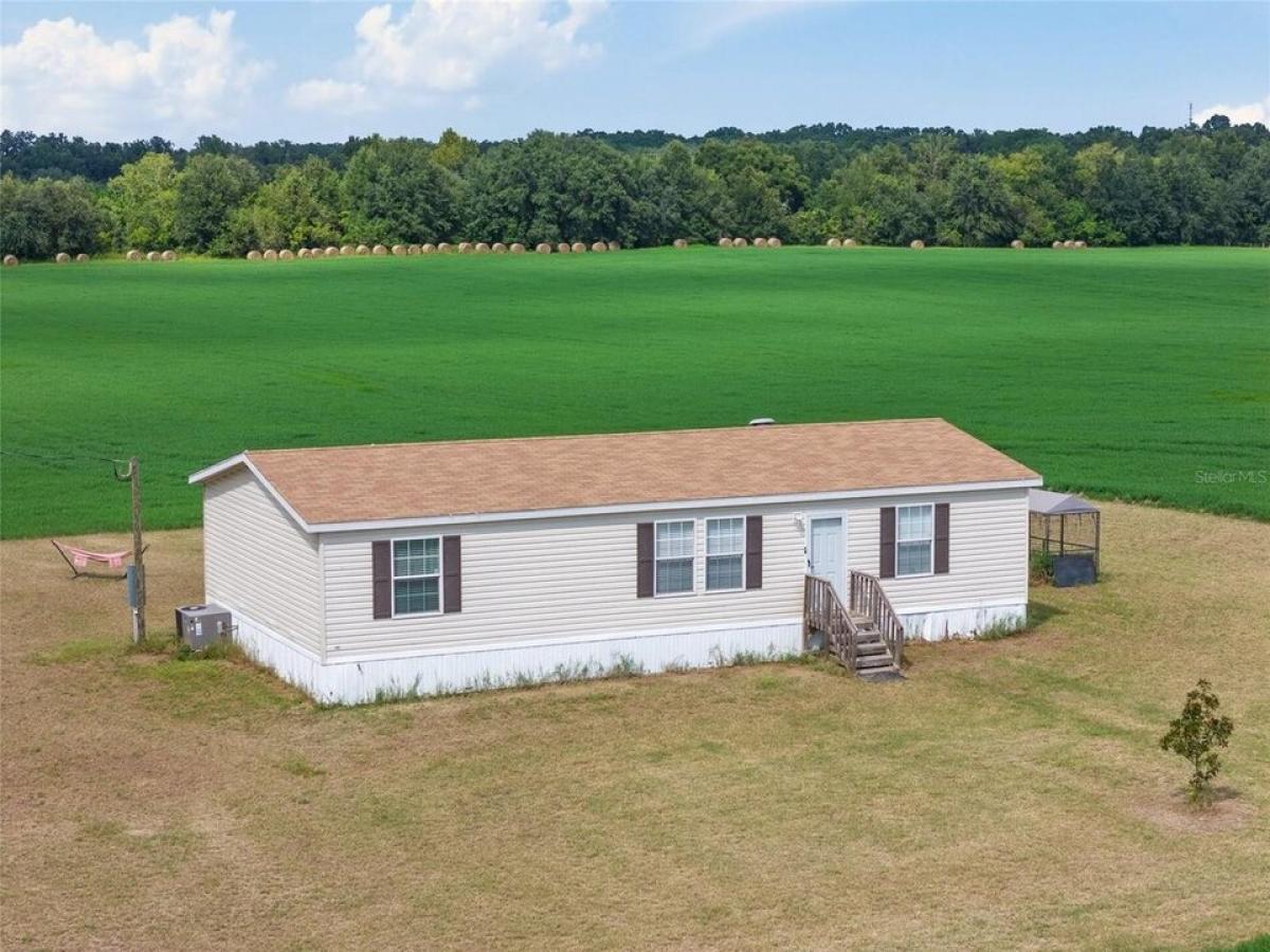 Picture of Home For Sale in Newberry, Florida, United States