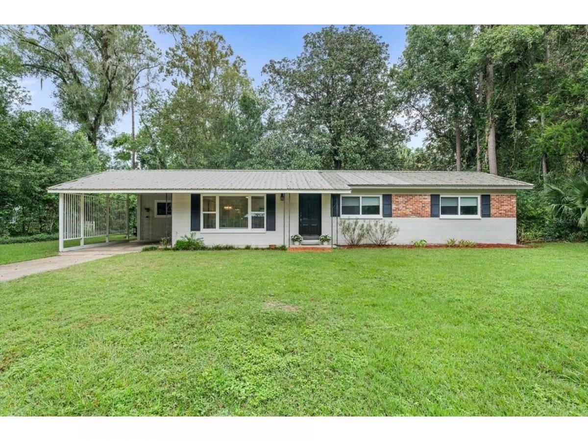 Picture of Home For Sale in Gainesville, Florida, United States