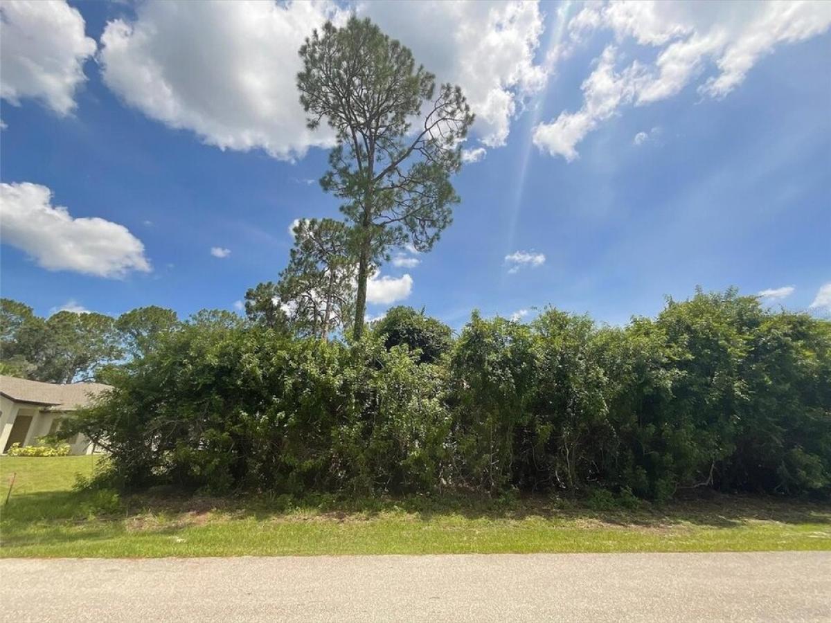 Picture of Residential Land For Sale in North Port, Florida, United States