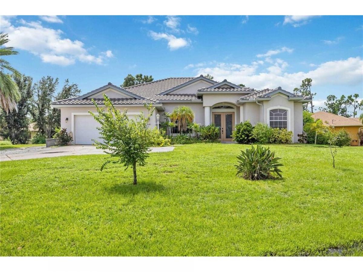 Picture of Home For Sale in North Port, Florida, United States