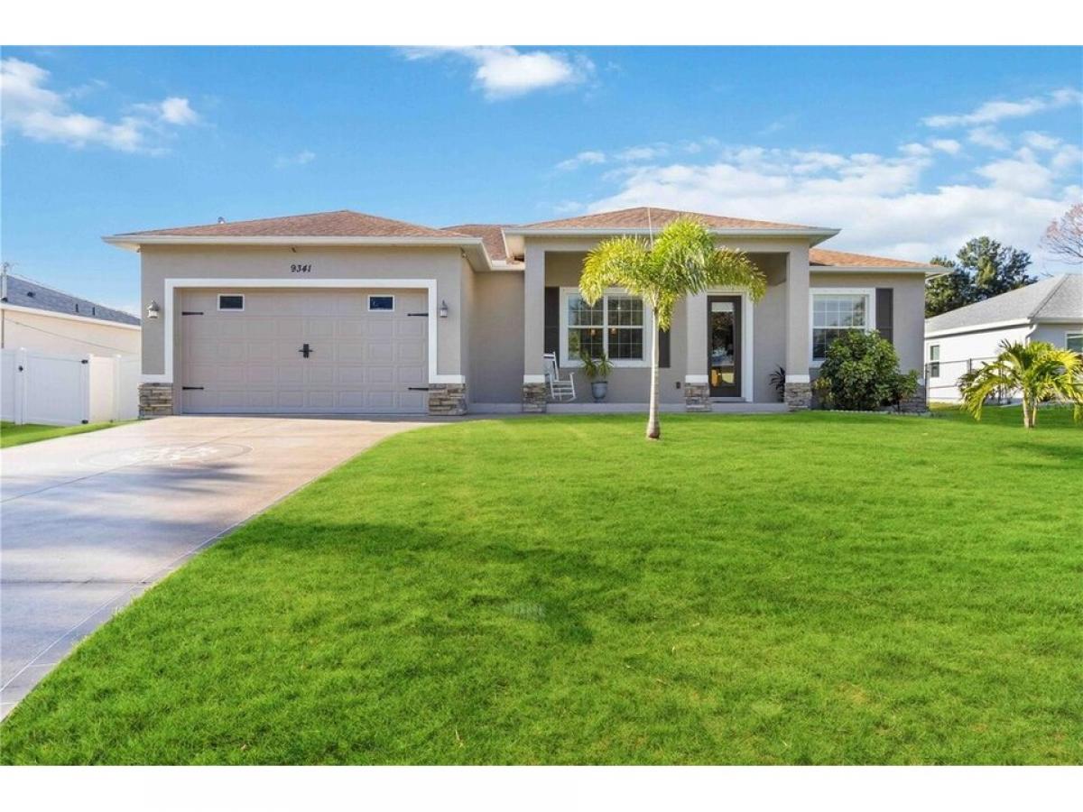 Picture of Home For Sale in Englewood, Florida, United States