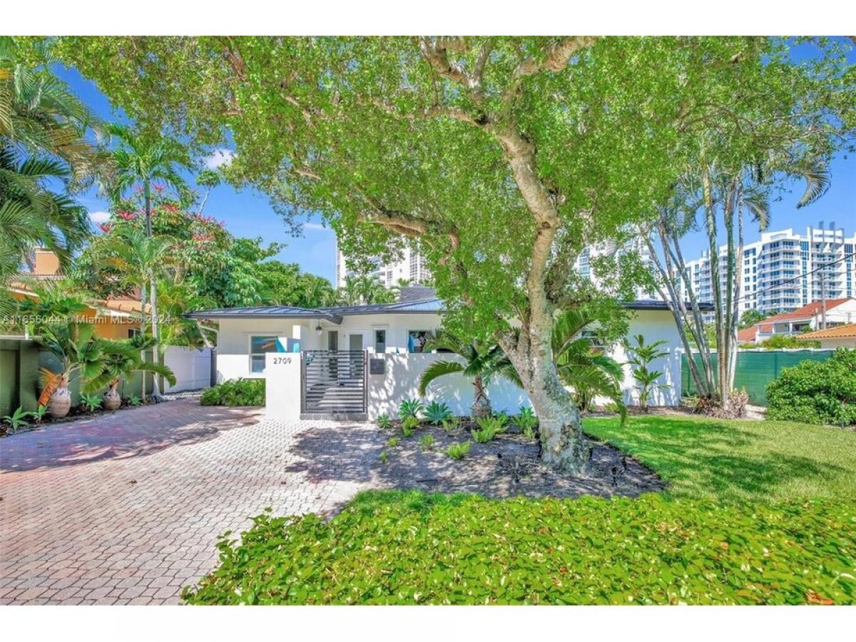 Picture of Home For Sale in Fort Lauderdale, Florida, United States