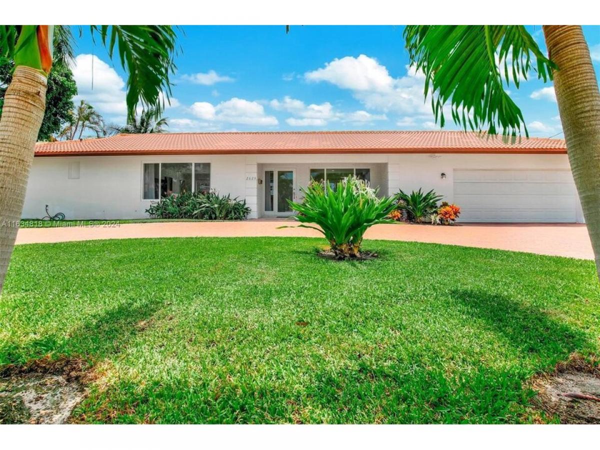 Picture of Home For Sale in Fort Lauderdale, Florida, United States