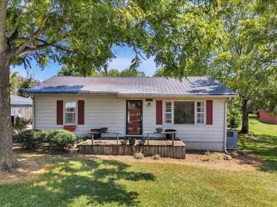 Home For Sale in Bean Station, Tennessee