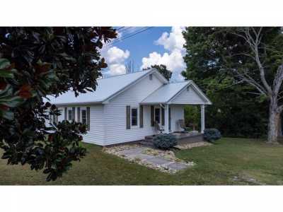 Home For Sale in White Pine, Tennessee