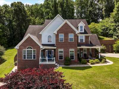 Home For Sale in Morristown, Tennessee