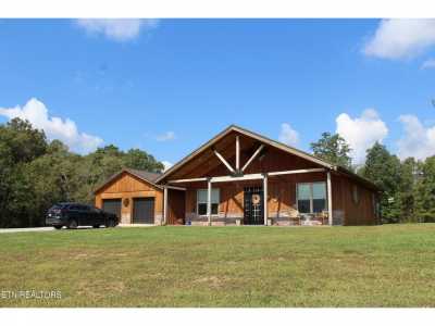 Home For Sale in Jamestown, Tennessee