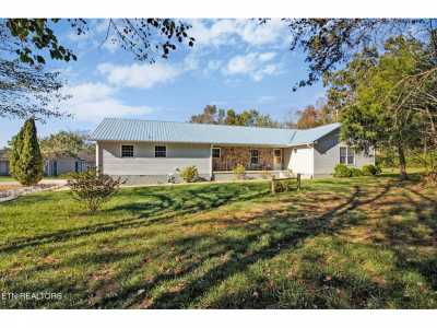 Home For Sale in Crossville, Tennessee