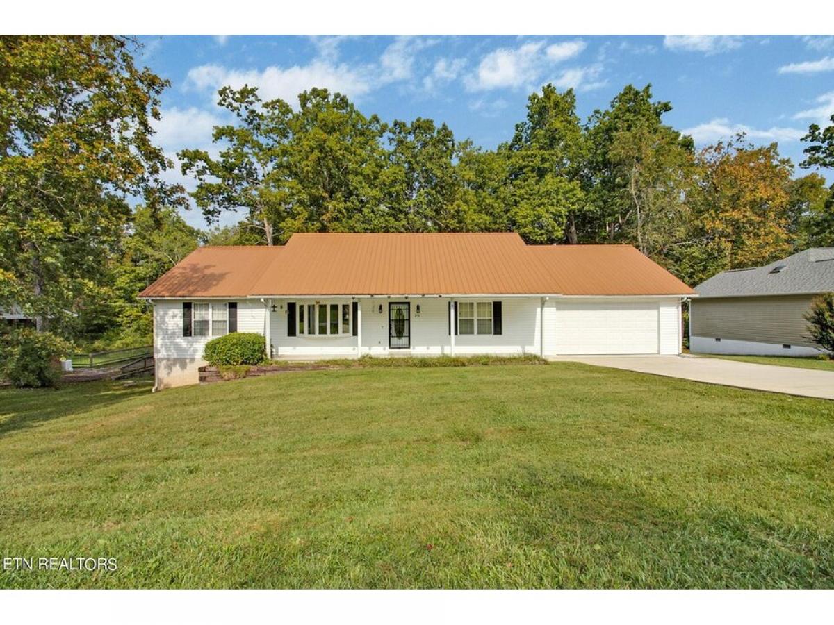 Picture of Home For Sale in Crossville, Tennessee, United States