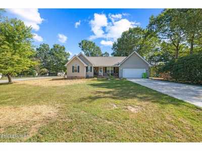 Home For Sale in Crossville, Tennessee