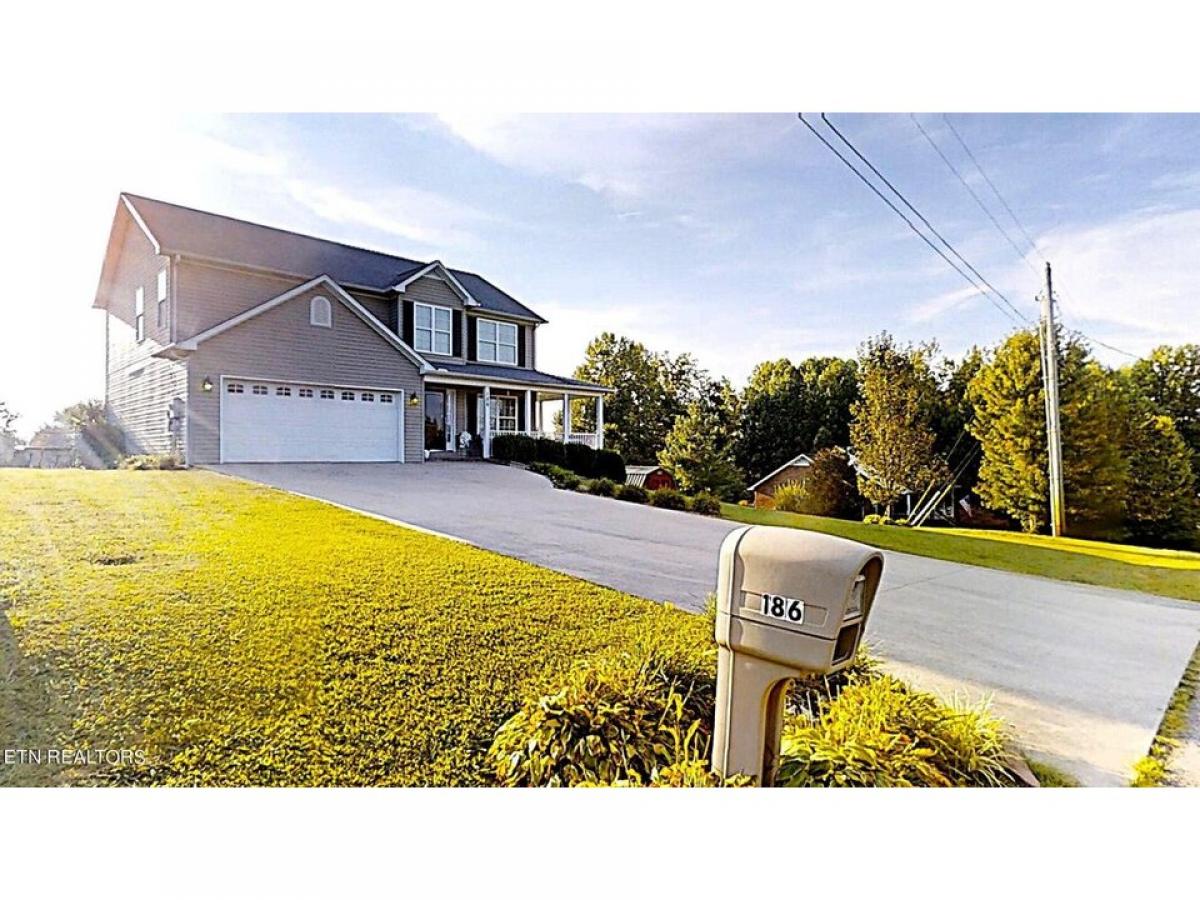 Picture of Home For Sale in Baxter, Tennessee, United States