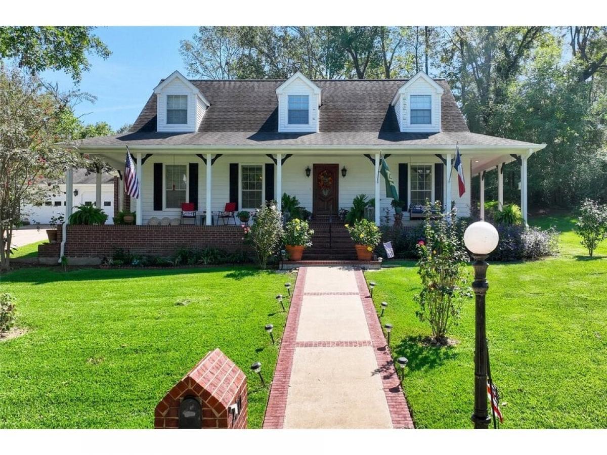 Picture of Home For Sale in Coldspring, Texas, United States