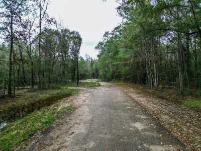 Residential Land For Sale in Conroe, Texas