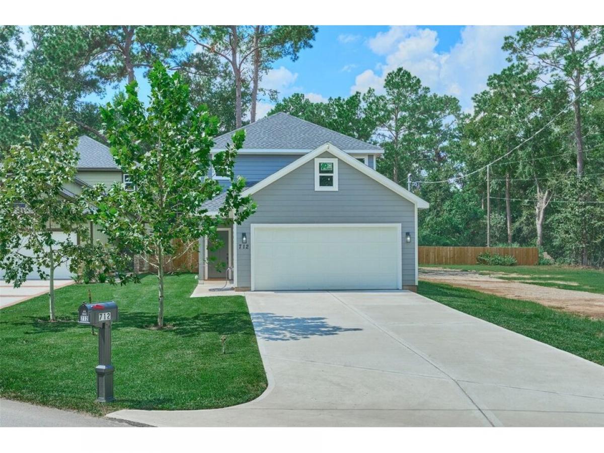 Picture of Home For Sale in Conroe, Texas, United States