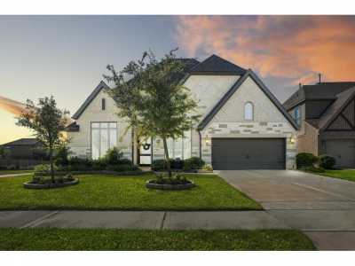 Home For Sale in Tomball, Texas